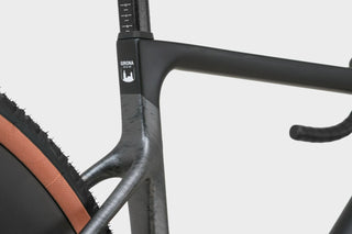 Megamo Silk 01 SLR Black Fade